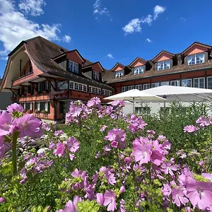 & Restaurant Sternen سويسرا