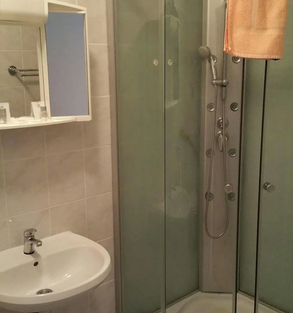 Appartement Hotel Marien-Hof Viyana Apart Otel